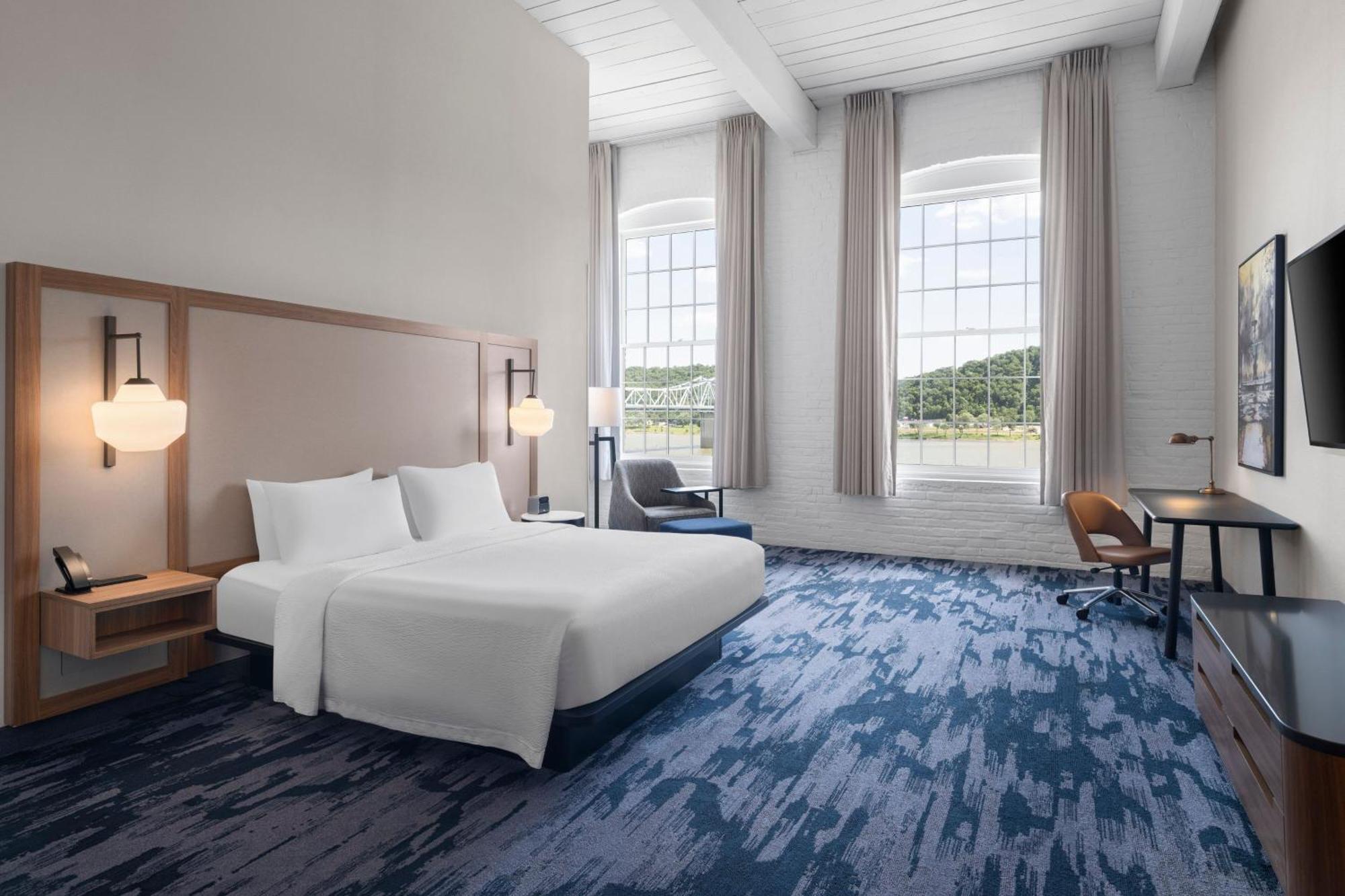 Fairfield Inn & Suites Madison Historic Eagle Cotton Mill エクステリア 写真