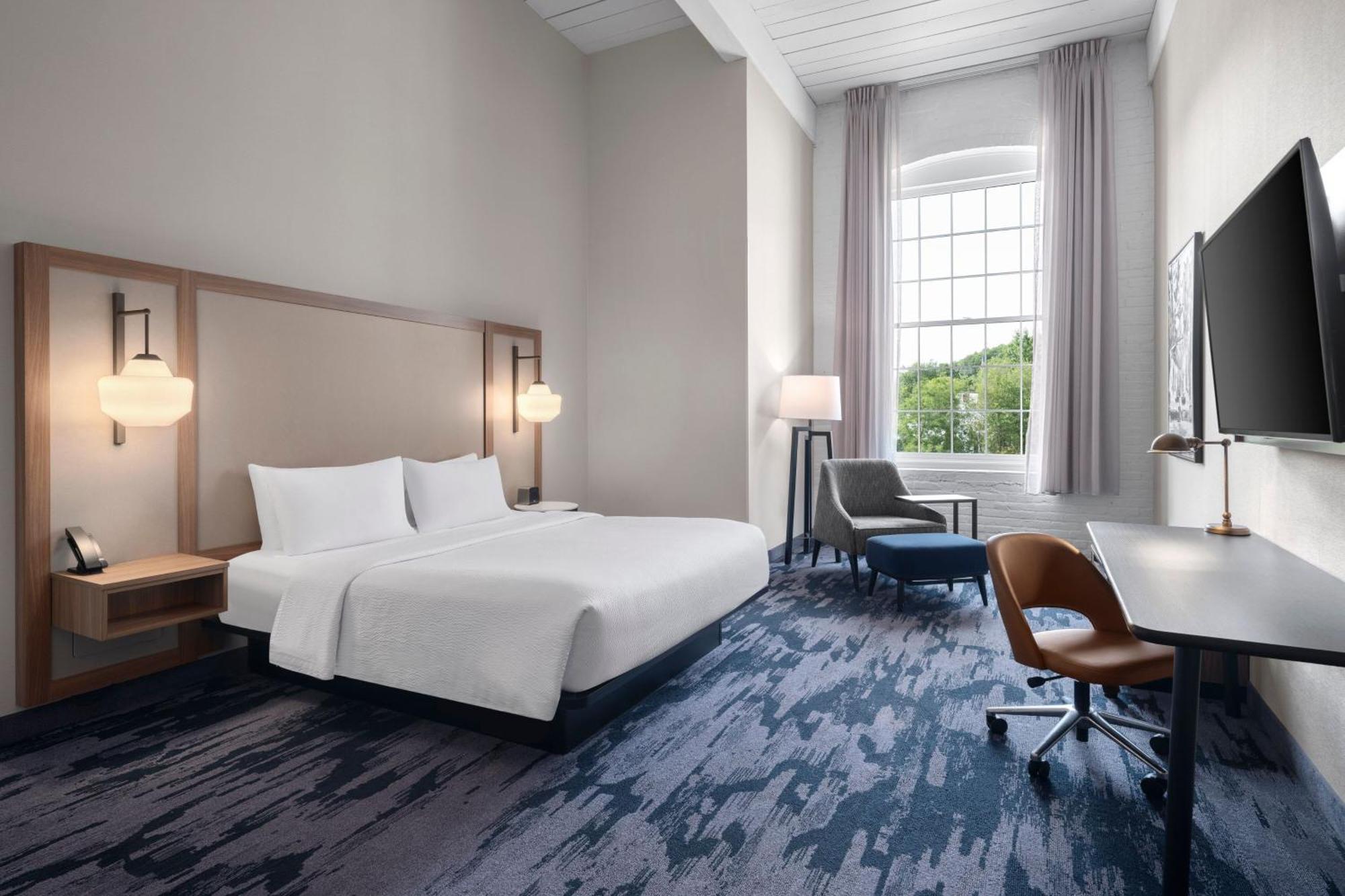 Fairfield Inn & Suites Madison Historic Eagle Cotton Mill エクステリア 写真