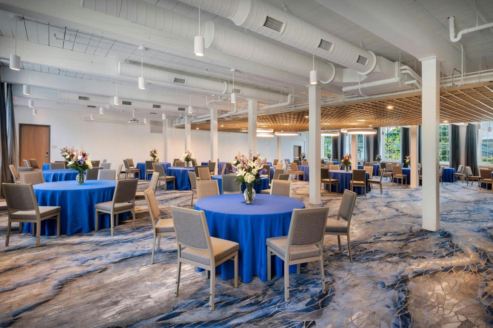 Fairfield Inn & Suites Madison Historic Eagle Cotton Mill エクステリア 写真