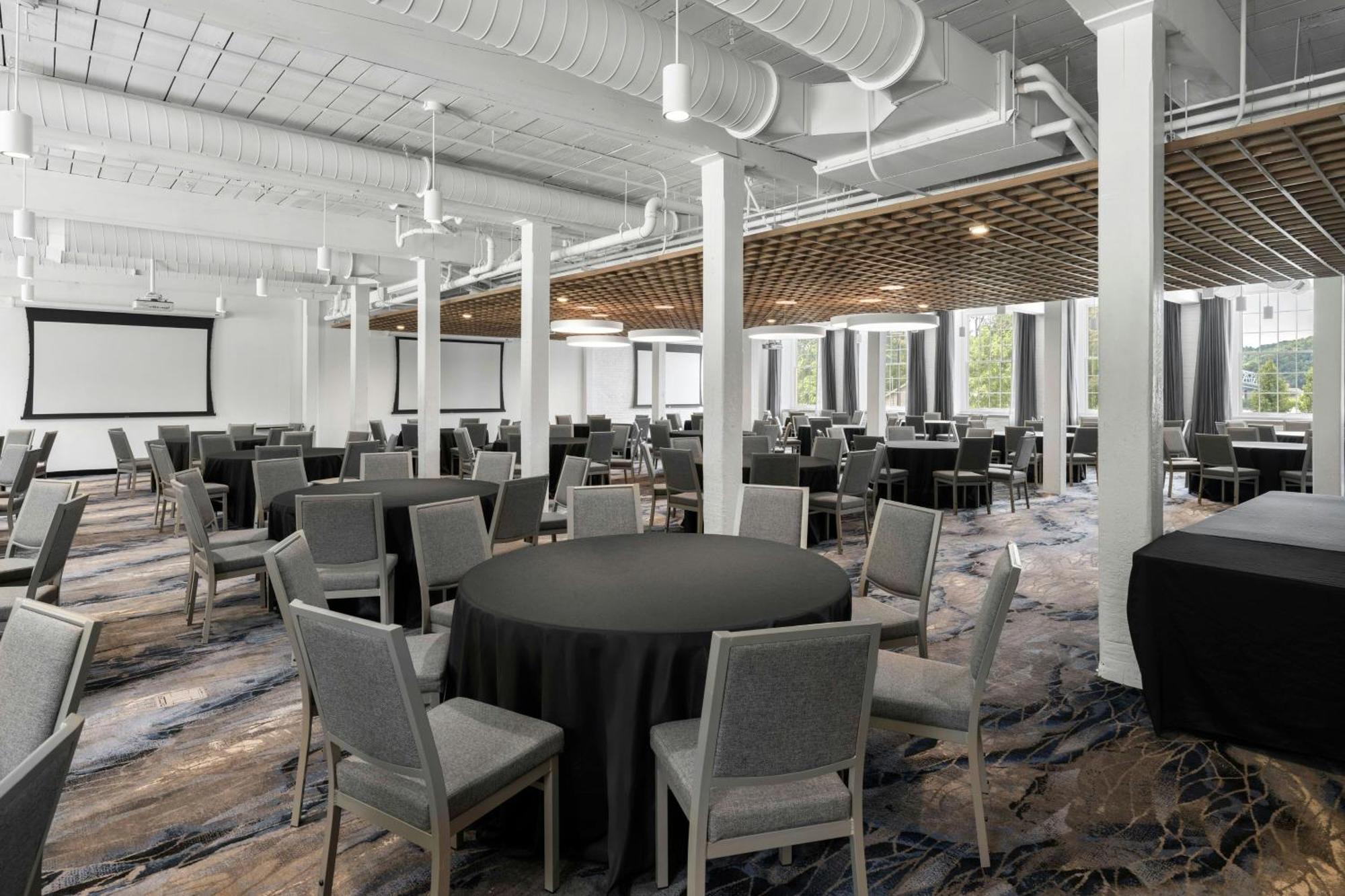 Fairfield Inn & Suites Madison Historic Eagle Cotton Mill エクステリア 写真